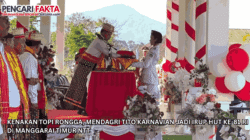Kenakan Topi Rongga, Mendagri Tito Karnavian Jadi Irup HUT ke-81 RI di Manggarai Timur NTT